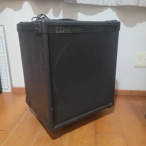 Amplificador de Baixo Meteoro QX200
