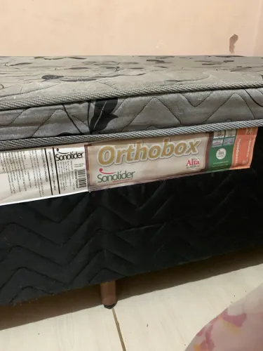 Vendo essa cama de solteiro em ótimo estado