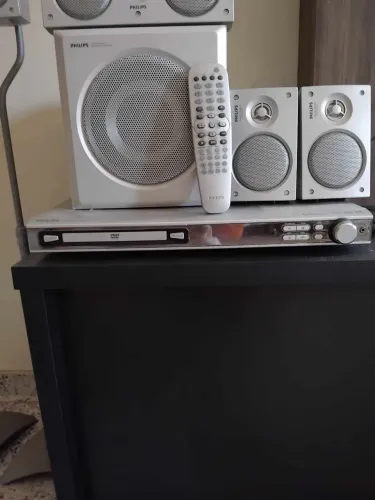 Vendo ou troco Home Theater Philips MX2600