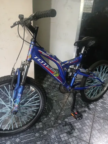 Bicicleta aro 20, pra criança