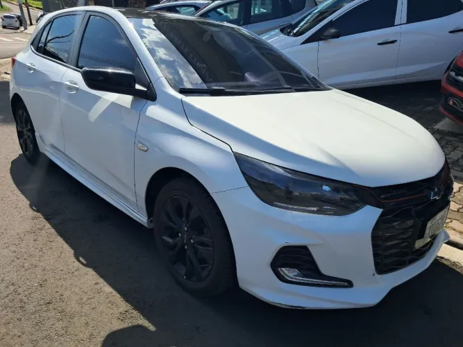 Chevrolet Onix RS 1.0 TB 12V Flex Aut. 4P 2021