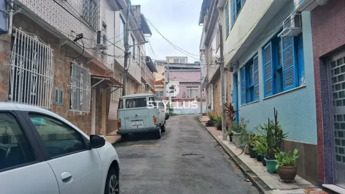 Cachambi, térreo, tipo casa, 2 quartos com vaga.