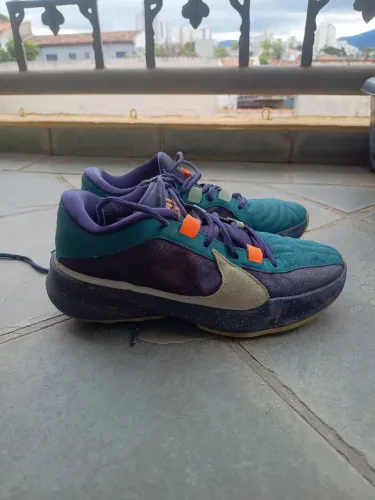 Nike Zoom Freak 5