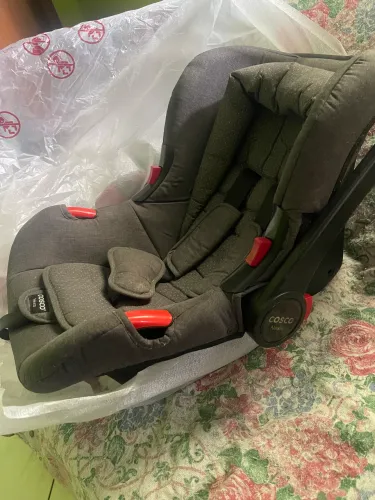 Bebê conforto Cosco Nexus usado apenas uma vez.
