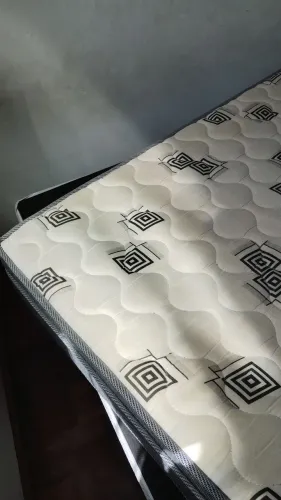 Cama box
