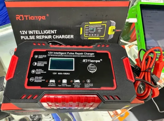 Carregador de bateria 12V