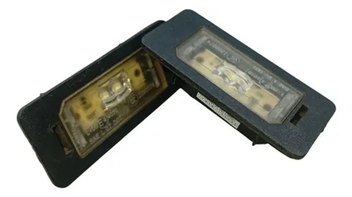 Par Luz Placa Traseira Led W X1 2012 2013 2014
