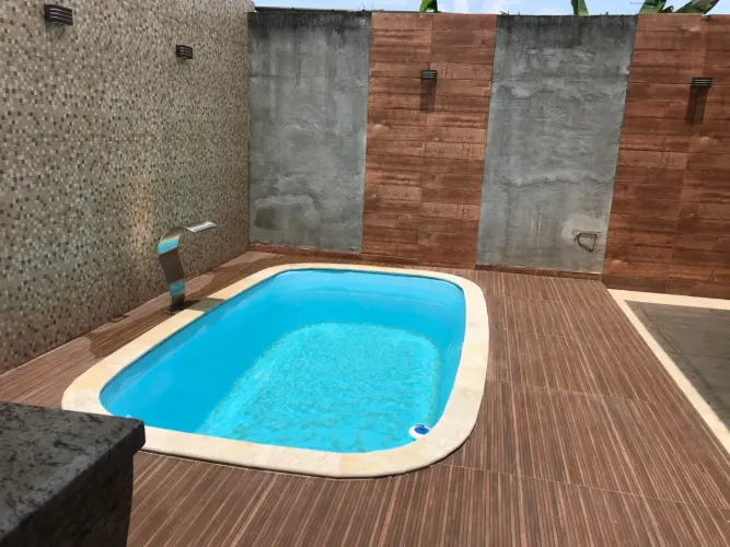Vendo casa linear com piscina em santa Eugênia Nova Iguaçu linda