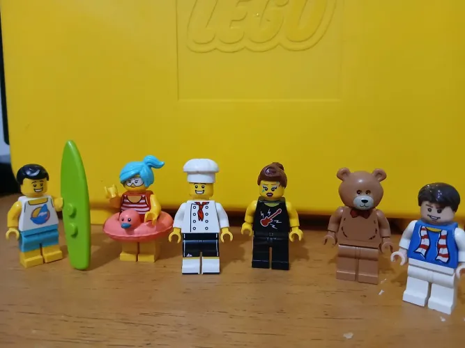 maleta de lego mais personagens 