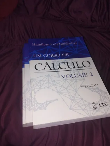 Um Curso de Cálculo, Volumes 2, 3 e 4, novos
