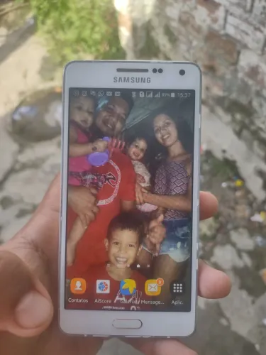 Vendo ou troco em um violão Samsung Galaxy A5 16GB