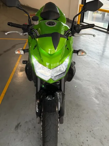 KAWASAKI Z750