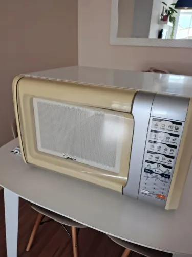 Microondas Midea