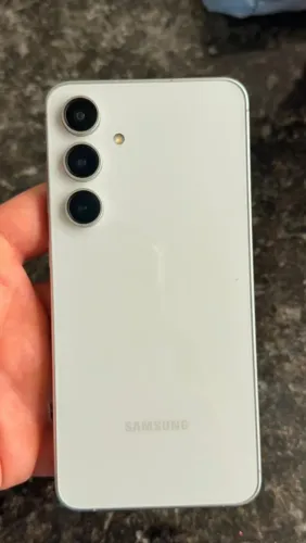 Galaxy S24 FE 