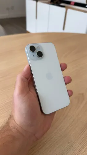 iPhone 15 128gb Azul - sem detalhes