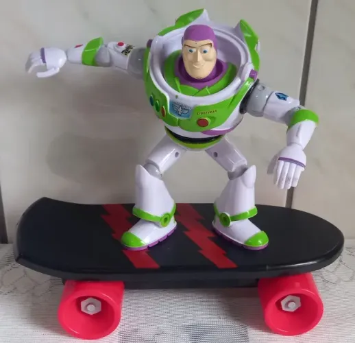 Skate de fricção Buzz Lightyer