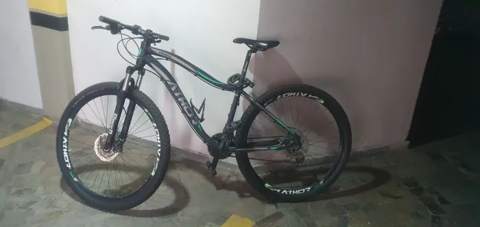 Bicicleta aro 29. Excelente estado de conservação