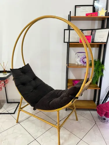 Cadeira tipo Balanço circular / decoração/ aço com estofado / Namoradeira Estética