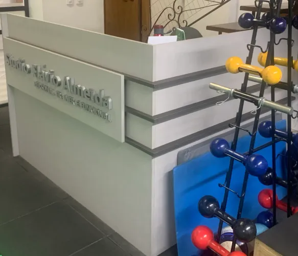 Balcão 100% MDF atendimento de recepção