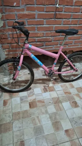 BICICLETA ROSA E PRATA ARO 20 UNID.