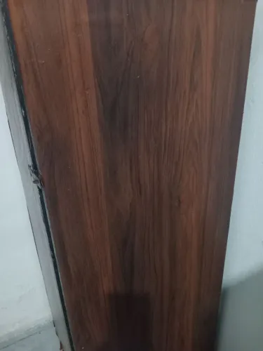 Geladeira esmaltec  semi nova  boa e só bota gaz nela resto ta tudo bom moto bom