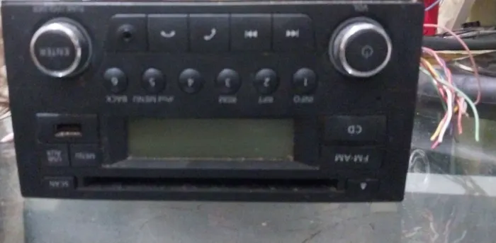 tenho esse rádio quem quiser e ter como testar pode vim buscar eu tô vendendo assim mesmo
