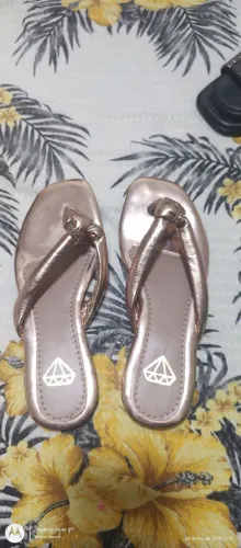 Sandalha semi nova