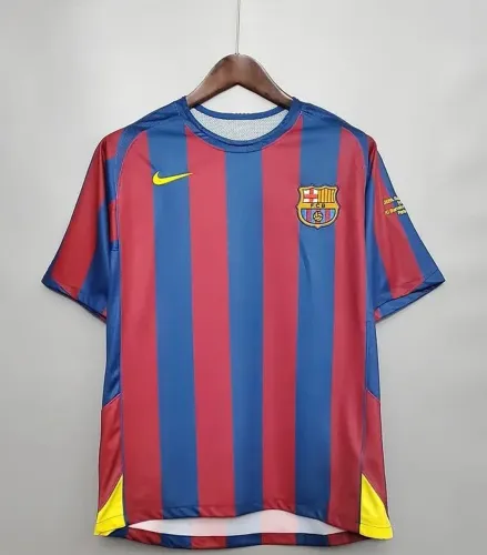 Camisa do Barcelona retrô 2006