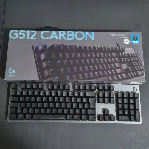 Teclado Mecânico Gamer Logitech G512 Carbon com Layout ABNT2, RGB LIGHTSYNC