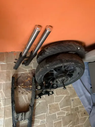 Peças da cb 300 twister 2025 com nota fiscal