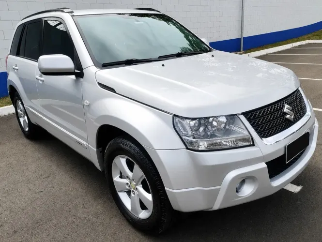 Suzuki Grand Vitara 2.0 16V 4x2/4x4 5P Mec. 2011