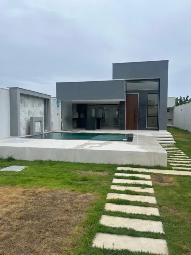Casa de Alto Padrão para Alugar em Itaipuaçu