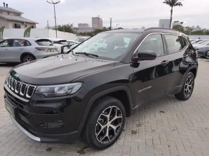 Jeep Compass Long. T270 1.3 TB 4X2 Flex AUT 2026