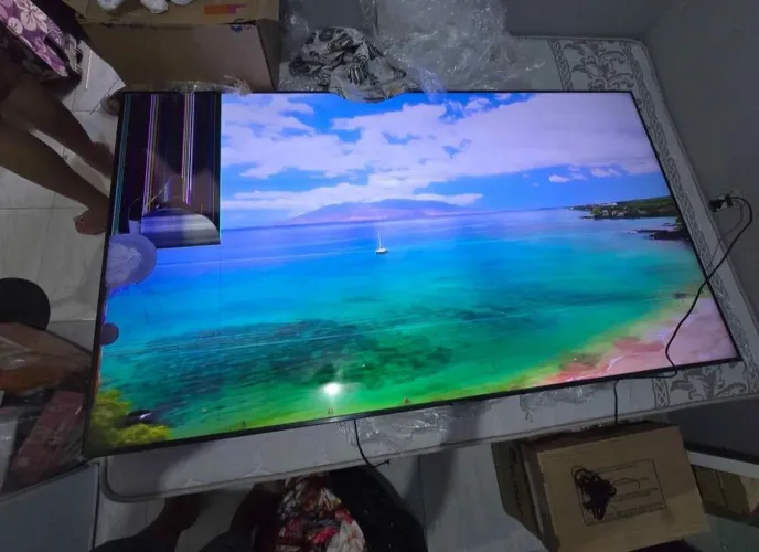 VENDO TV Samsung 75 polegadas com defeito (modelo 2022)