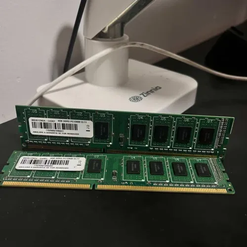 Dois pentes de memória ram ddr3 8gb