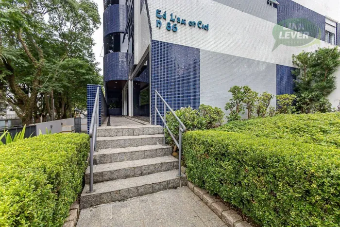 Apartamento com 3 dormitórios para alugar, 107 m² por R$ 6.806,00/mês - Mercês - Curitiba/