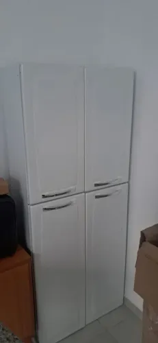 ARMÁRIO DE COZINHA IMPECÁVEL