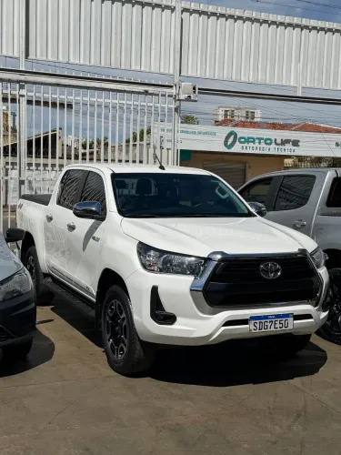 Toyota Hilux CD SRV 4X4 2.8 TDI Diesel Aut. 2024