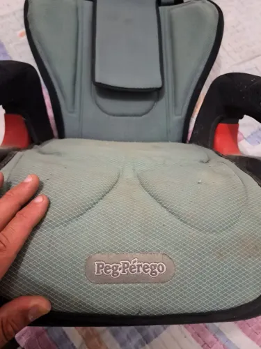 Vendo cadeira infantil para Automóvel