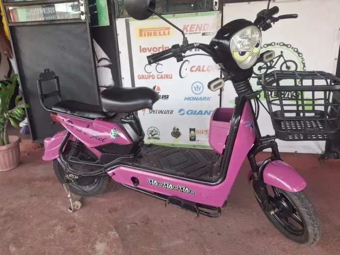 Bicicleta eléctrica aro 14