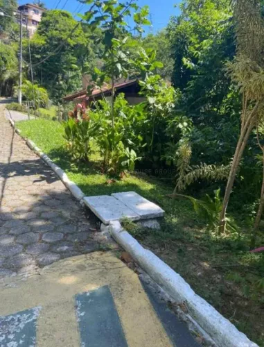 Terreno/Loteamento à Venda em Sapê