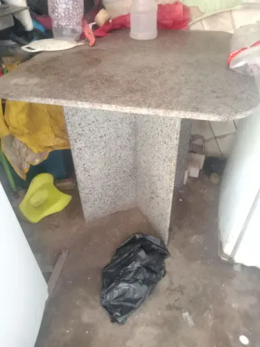 VENDO MESA DE MÁRMORE BOA 