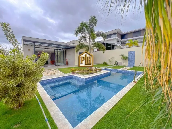 CASA COM 3 SUITES CONDOMINIO CLUBE EM ATIBAIA
