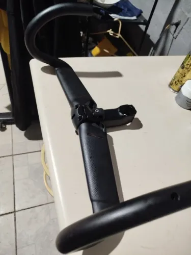 Guidão Integrado S-Works Aerofly II ? 100% Carbono ? 440mm