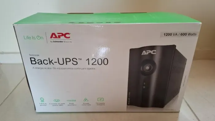 Nobreak APC 1200VA