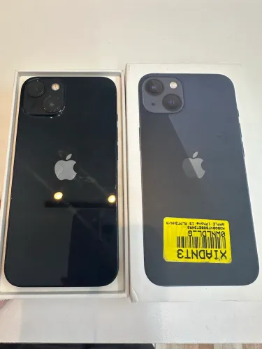 iPhone 13 semi novo. 