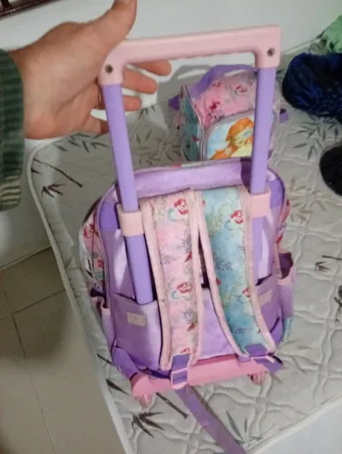 Mochila escolar infantil com rodinhas e lancheira