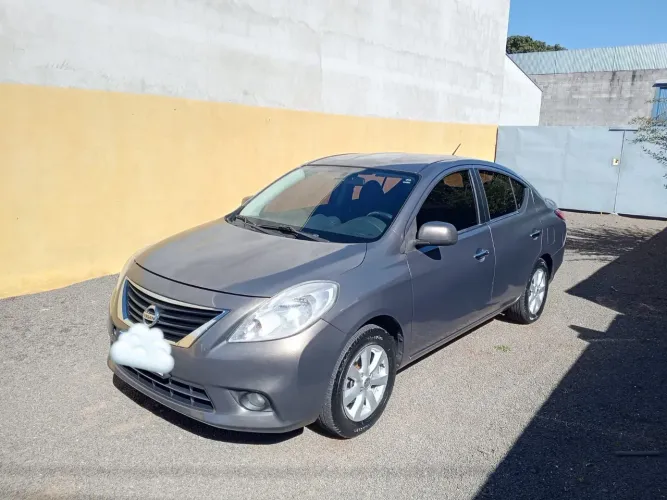Nissan Versa SL 1.6 16V Flex Fuel 4P Mec. 2013