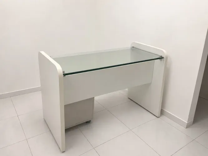 Promoção Mesa em Madeira e Vidro