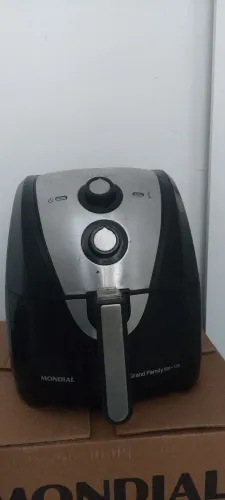 Vendo air fryer mondial grand família inox 5,5 l